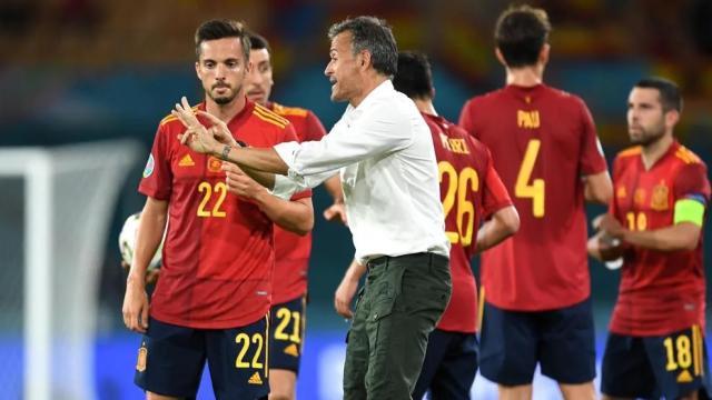 1624687384702032274.jpg 1624680294916.jpg