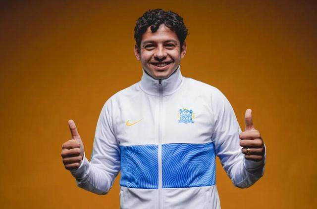 7m体育-吉列尔梅道出自己生存秘诀 揭秘为何选12号球衣